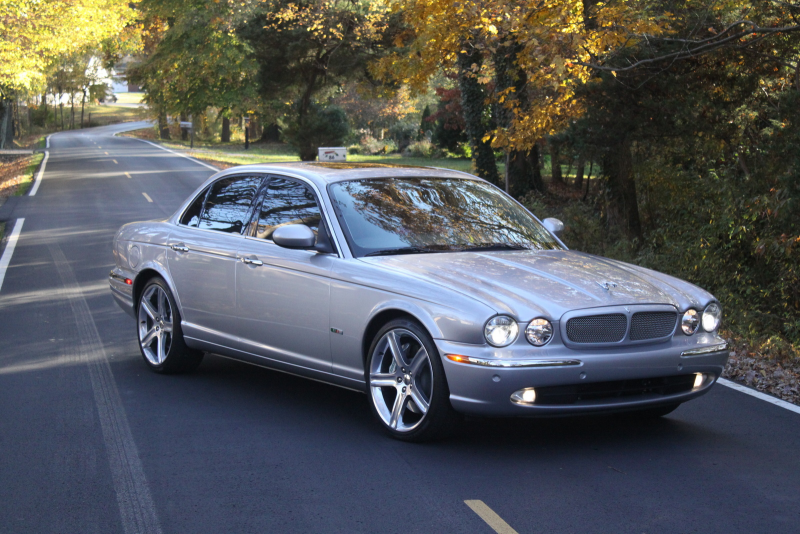 Recognized as Jaguar's flagship full-size luxury sport sedan, the XJ ...