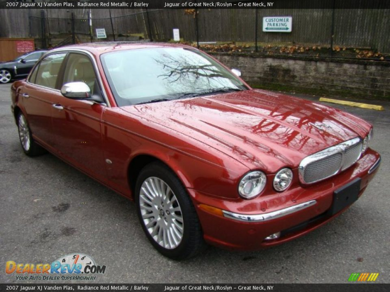 2007 Jaguar XJ Vanden Plas Radiance Red Metallic / Barley Photo #3