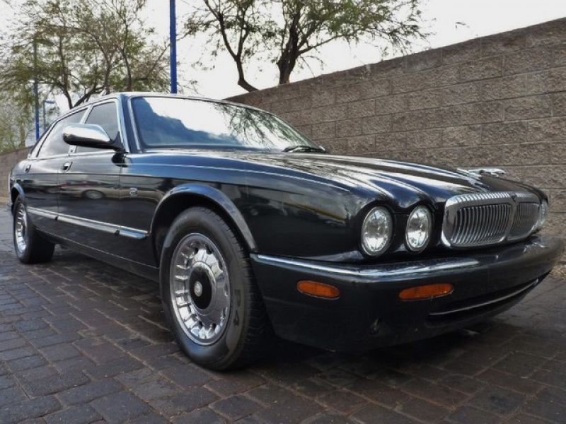 2000 Jaguar XJ VANDEN PLAS in Phoenix, Arizona