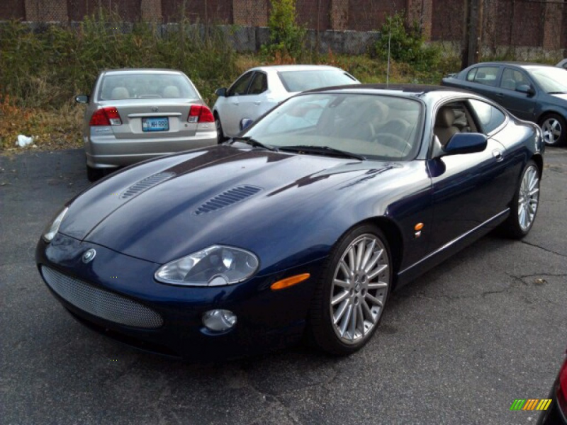 Midnight 2005 Jaguar XKR with Cashmere seats