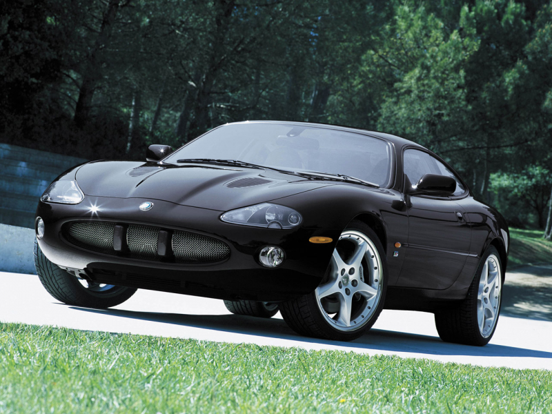2003 Jaguar XKR Coupe--Black--1280x960