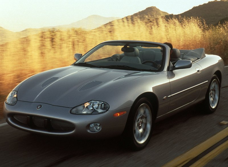 2001 Jaguar XKR car specifications