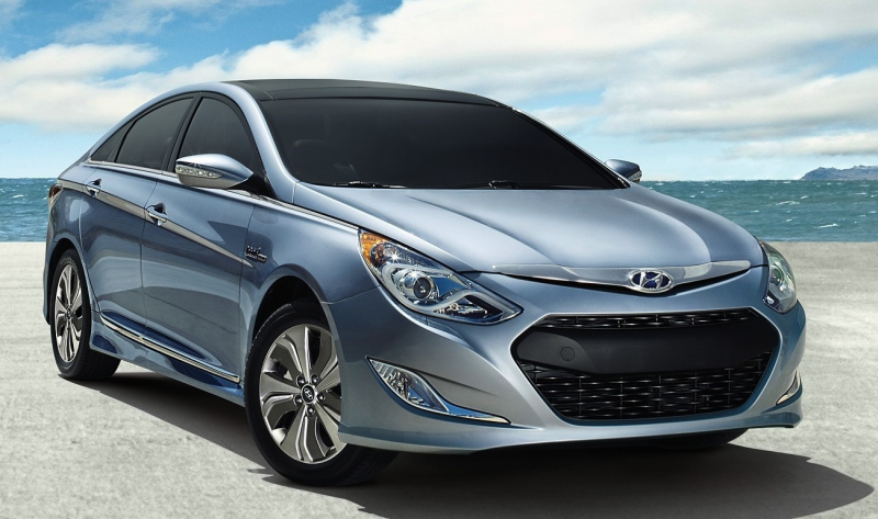 2015 Hyundai Sonata Hybrid, Front-quarter view, exterior, manufacturer