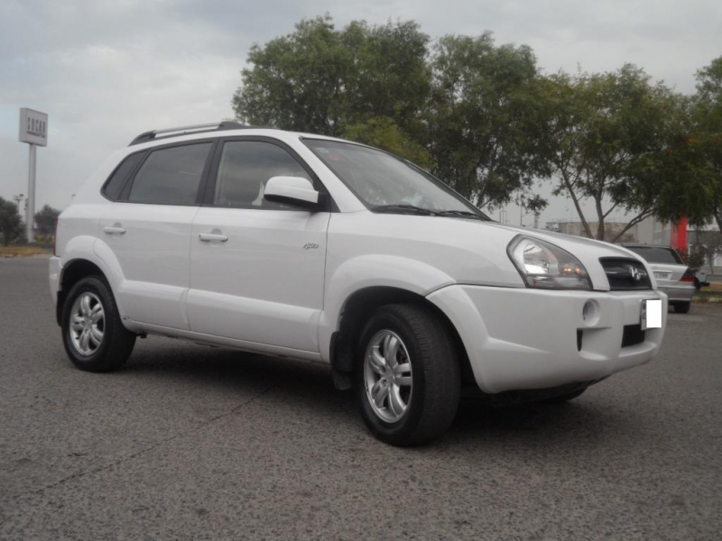 Hyundai Tucson 2008 - 14800$ Elan?n kodu: 53
