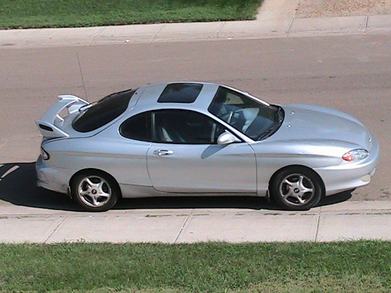 Picture of 1998 Hyundai Tiburon 2 Dr STD Hatchback, exterior