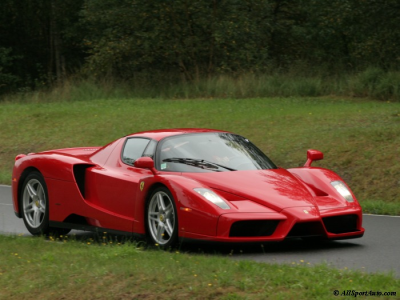 Wallpapers Ferrari Enzo (2003) 3/4 Avant]