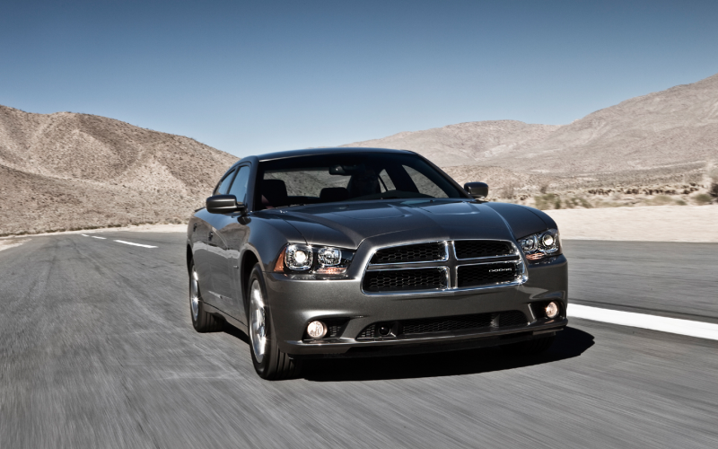 2011 Dodge Charger Front Three Quarter