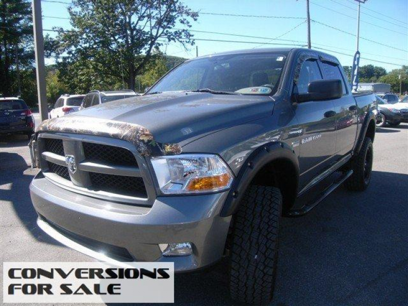 2012 Ram 1500 4WD ST Crew Cab Lifted Truck