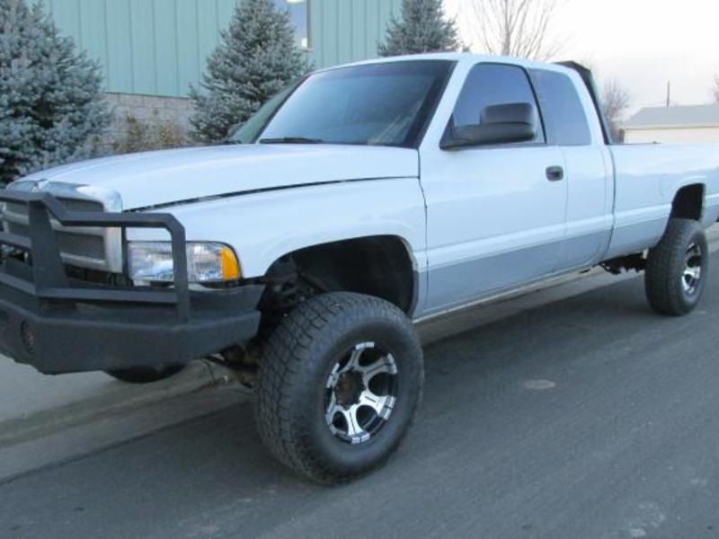 Related Pictures 2000 dodge ram 2500 lifted