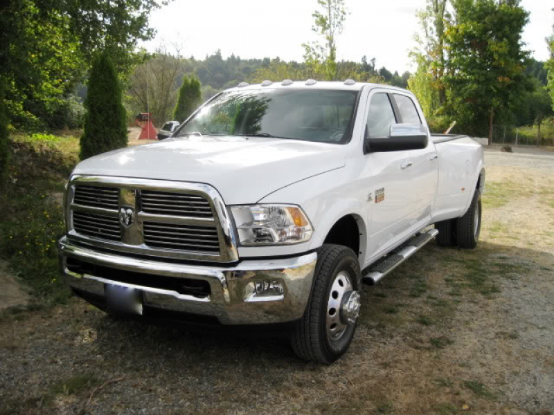 My new dodge dually. I got an awesome deal on this 2011 Laramie.