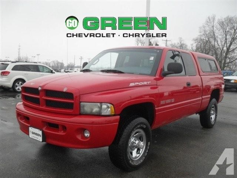 1999 Dodge Ram 1500 for sale in East Moline, Illinois