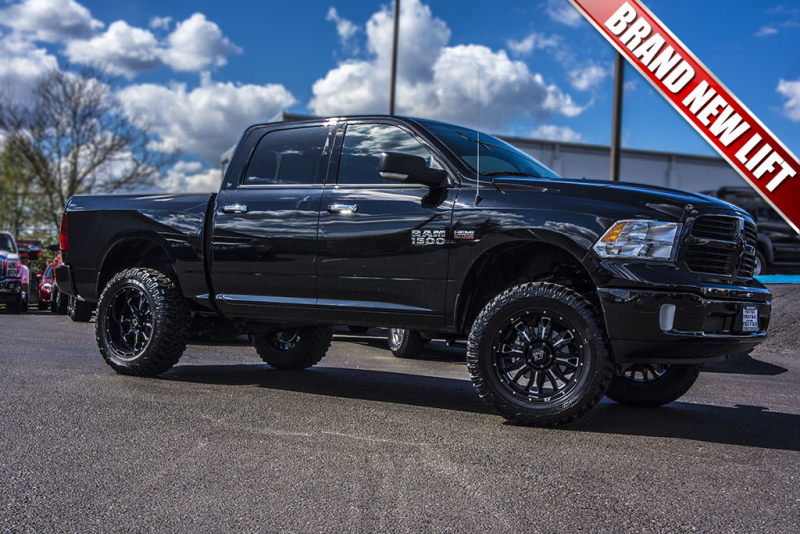 LIFTED 2014 Dodge Ram 1500 SLT 4x4 w/TOW PACKAGE & Bed Liner!