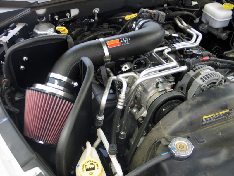 57 Series FIPK Cold Air Intake: Dodge Dakota 4.7L V8 2005 - 2010