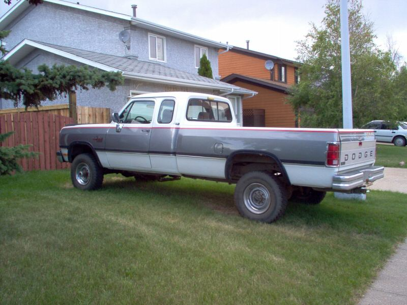 1993 Dodge RAM 250 2 Dr STD 4WD Extended Cab LB picture