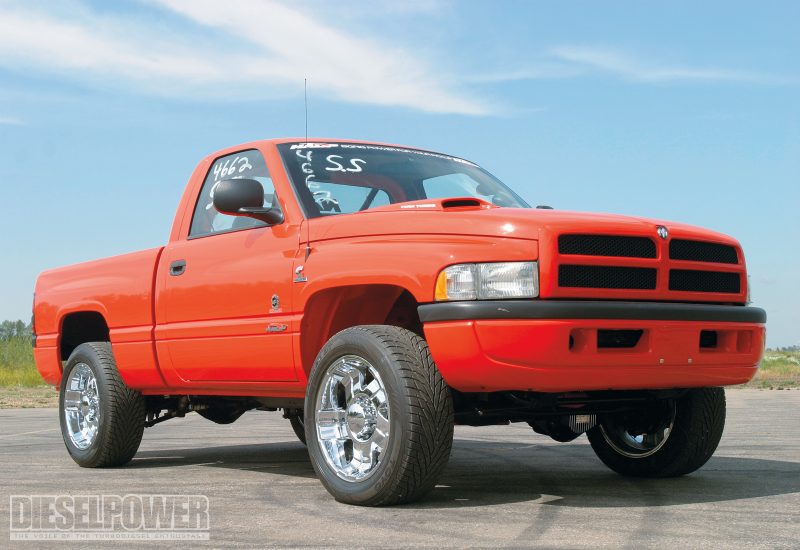 1996 Dodge Ram 2500 Right Front Angle