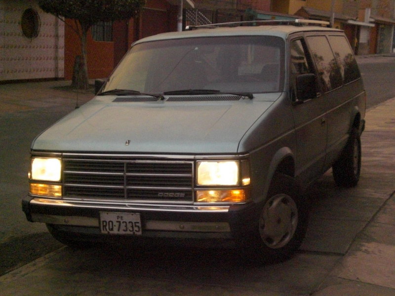 Dodge Grand Caravan SE 1989 3.0L - V6 Dual-GLP EN VENTA-cimg1698.jpg