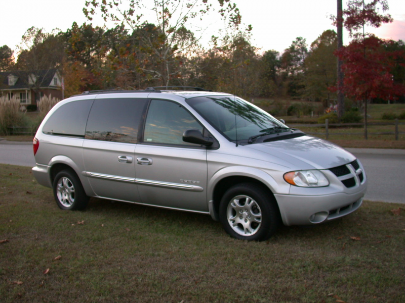 2001 Dodge Grand Caravan ES - SOLD