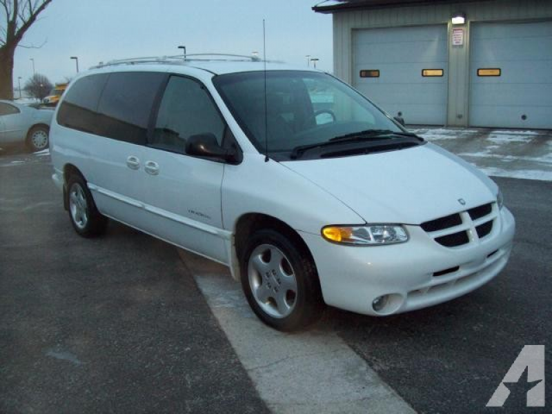 1999 Dodge Grand Caravan ES for sale in Huntington, Indiana