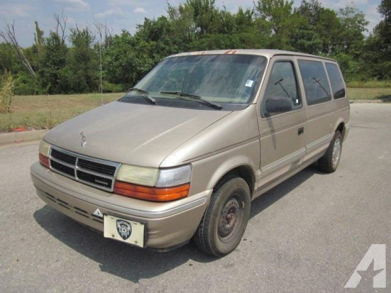 1992 Dodge Caravan SE for sale in Fayetteville, Arkansas