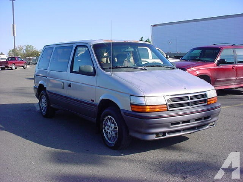 1991 Dodge Caravan LE for sale in Pontiac, Michigan