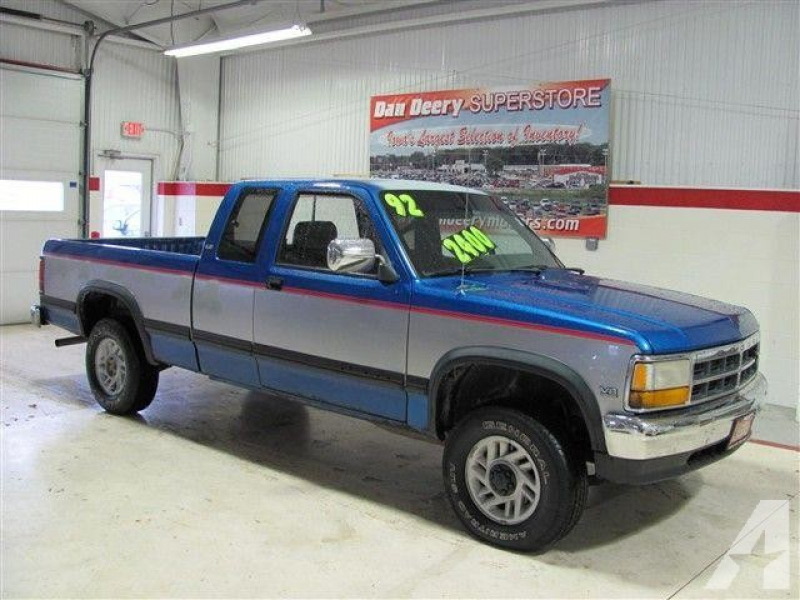 1992 Dodge Dakota in Cedar Falls, Iowa For Sale