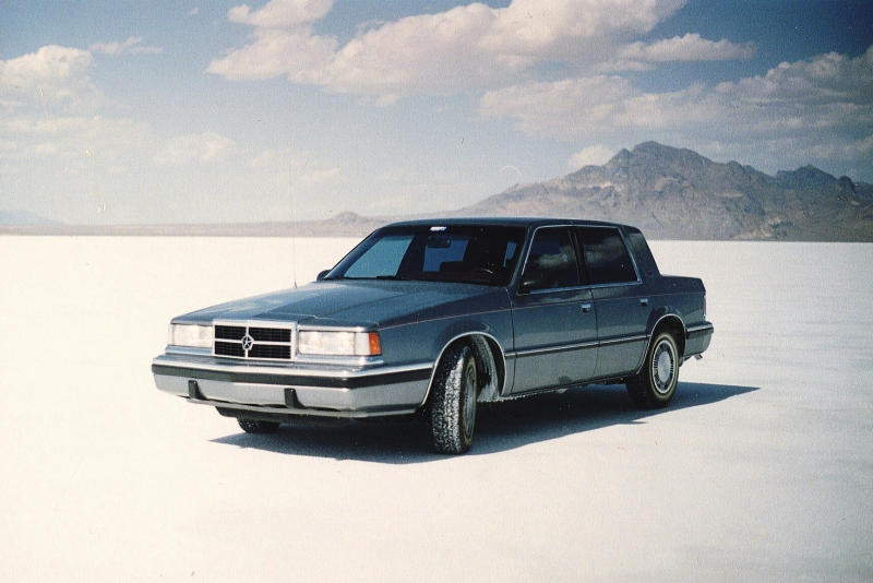 omar-perez’s 1991 Dodge Dynasty