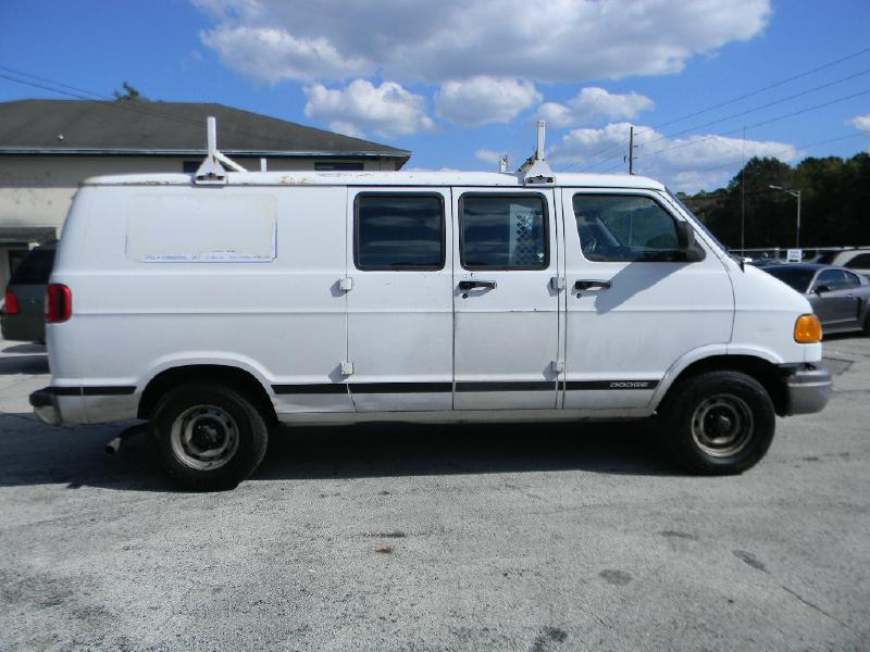 2000 Dodge Ram Van Van