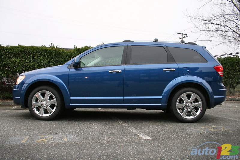 2010 Dodge Journey R/T Review: Photo Gallery
