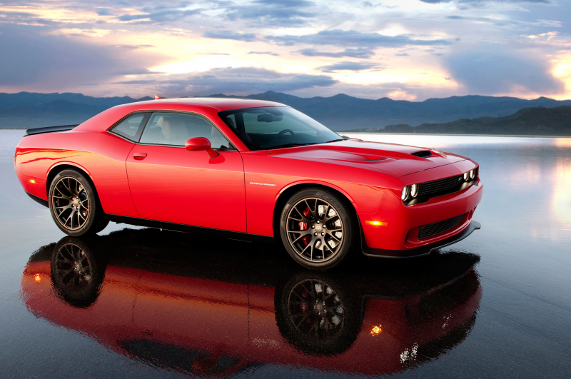 2015 Dodge Challenger Srt Hellcat Side View With Reflection