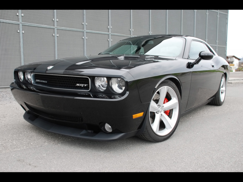 2010 Dodge Challenger SRT-8 Compressor by O.CT Tuning - Front Angle 2 ...