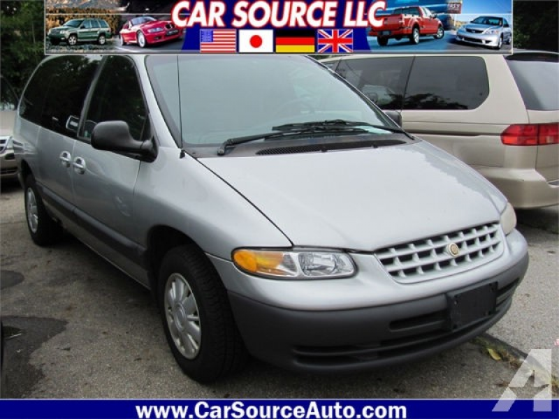 2000 Chrysler Grand Voyager SE for sale in Grove City, Ohio