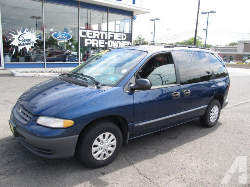 2000 Chrysler Voyager for sale in Watchung, New Jersey