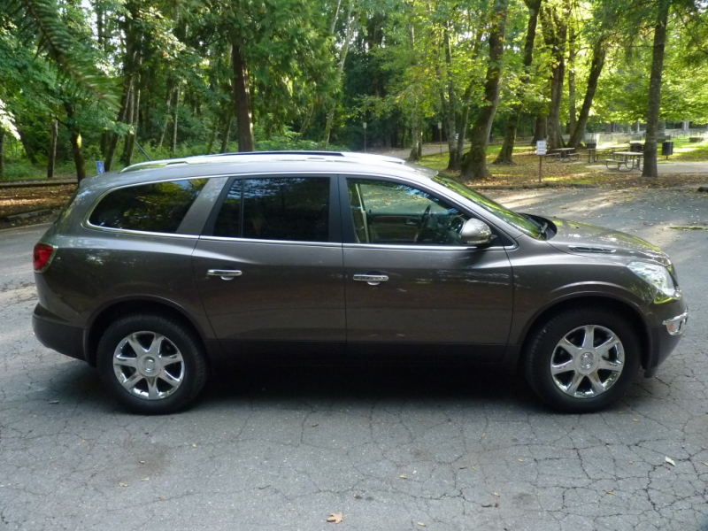 2011 Buick Enclave - Photo Gallery