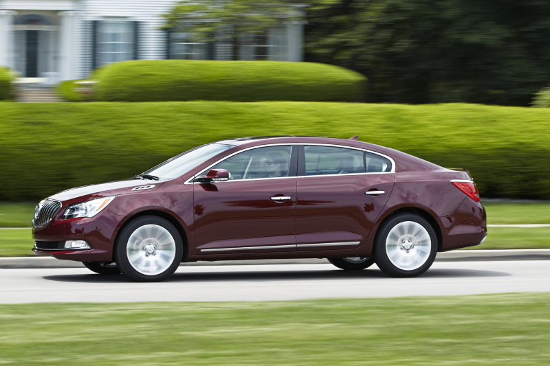 2014 Buick LaCrosse V-6 Photo Gallery