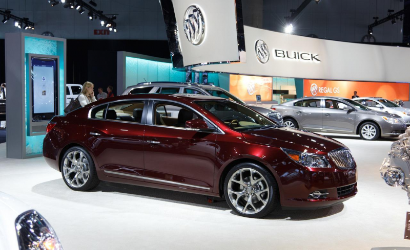 2016-Buick-LaCrosse-redesign-pictures-1.jpg