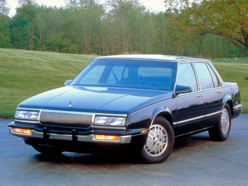 Buick LeSabre Sedan '1990–91