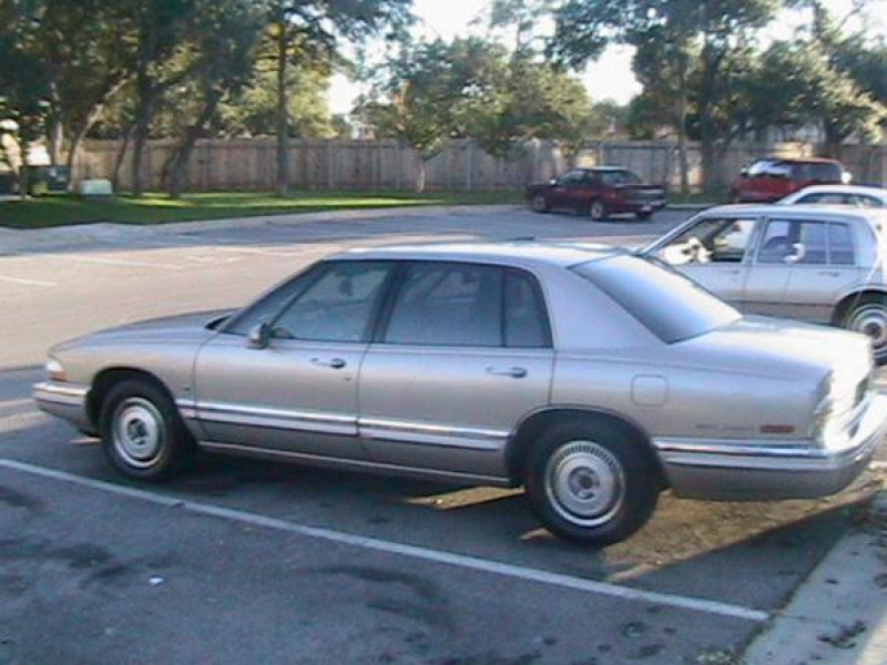 1991 buick park avenue my 1991 buick park avenue with 3 screens