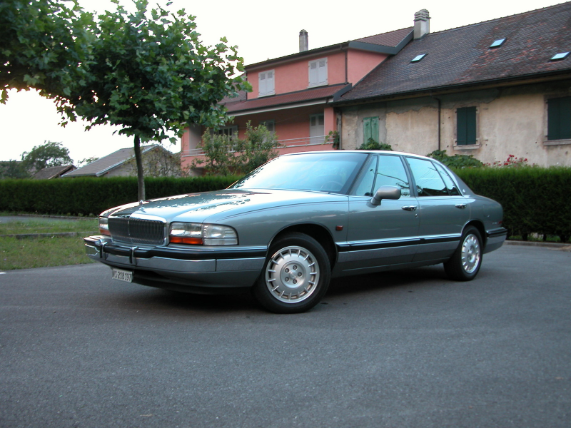 Picture of 1996 Buick Park Avenue