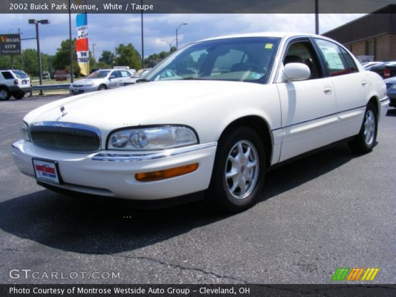 2002 Buick Park Avenue in White. Click to see large photo.