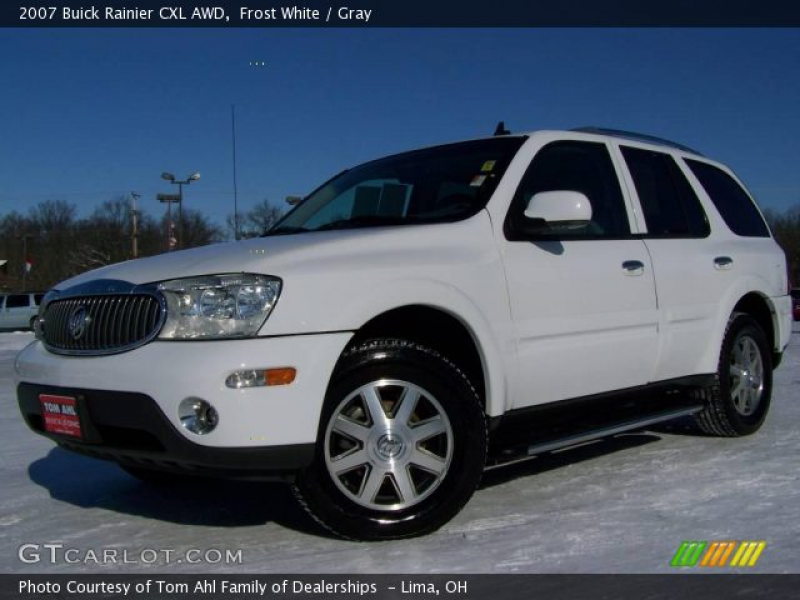 2007 Buick Rainier CXL AWD in Frost White. Click to see large photo.