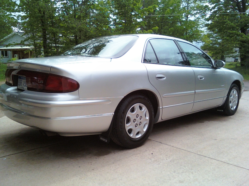 2000 Buick Regal LS, Newly washed and waxed., exterior