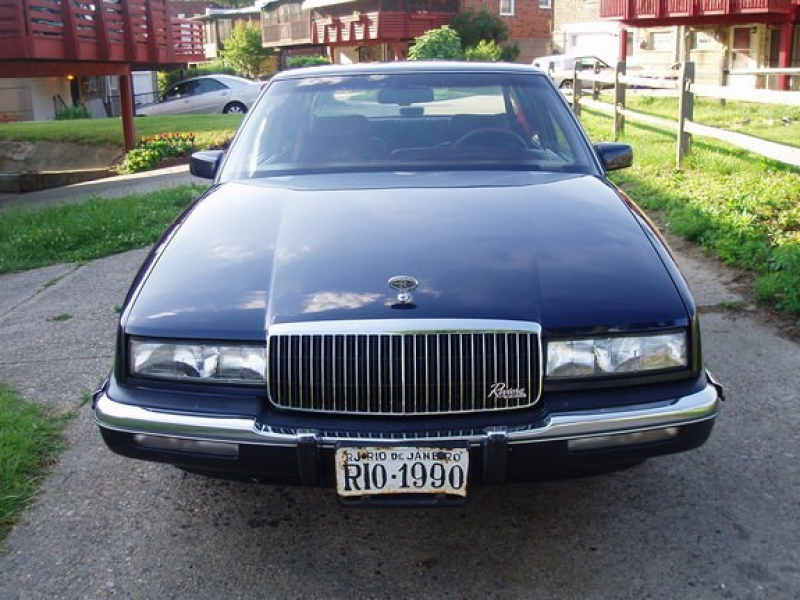 Another Faacue2 1990 Buick Riviera post...