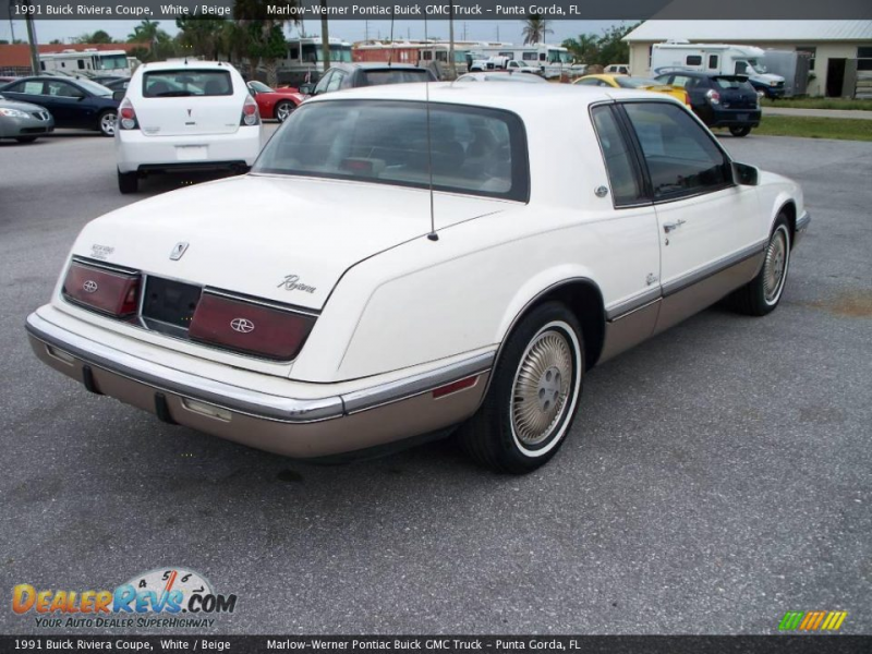 1991 Buick Riviera Coupe White / Beige Photo #5