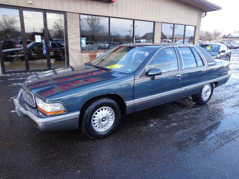 1993 Buick Roadmaster LIMITED - Image 1 of 15