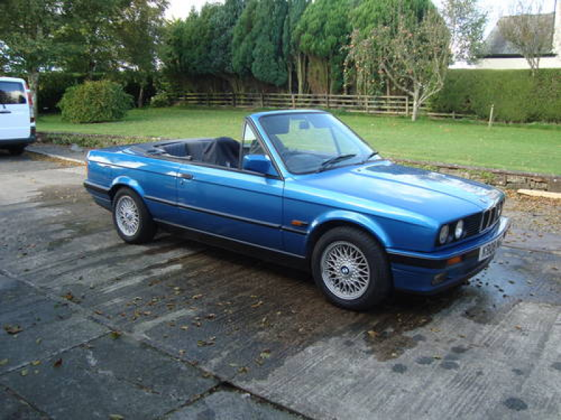 BMW 318 Convertible SOLD (1993)
