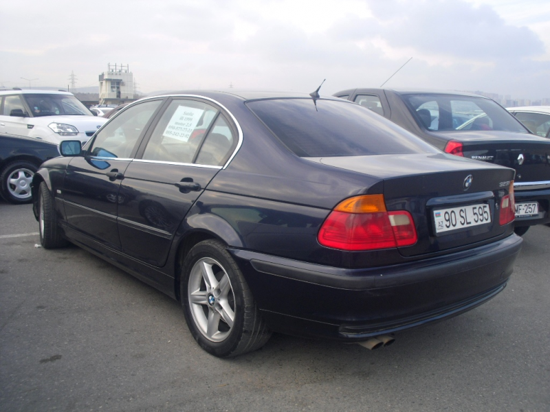 BMW 323 1999 - 8500$ Elan?n kodu: 1520