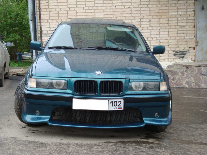 1992 BMW 3-series Pics