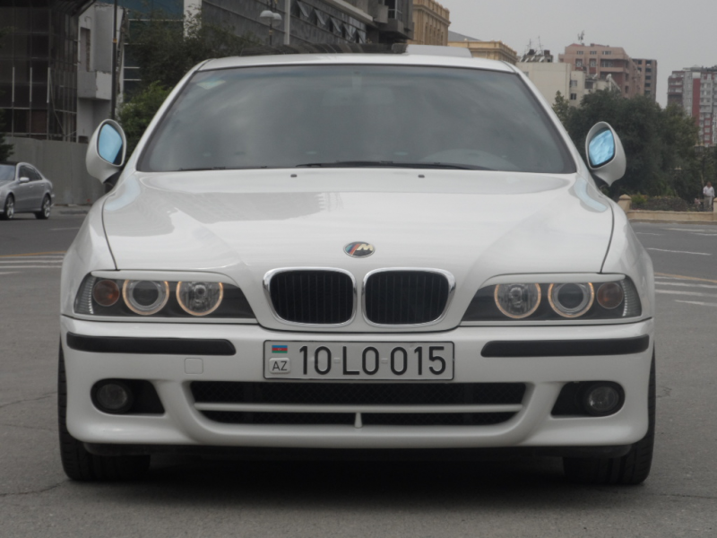 BMW 525 2001 - 18500$ Elan?n kodu: 168