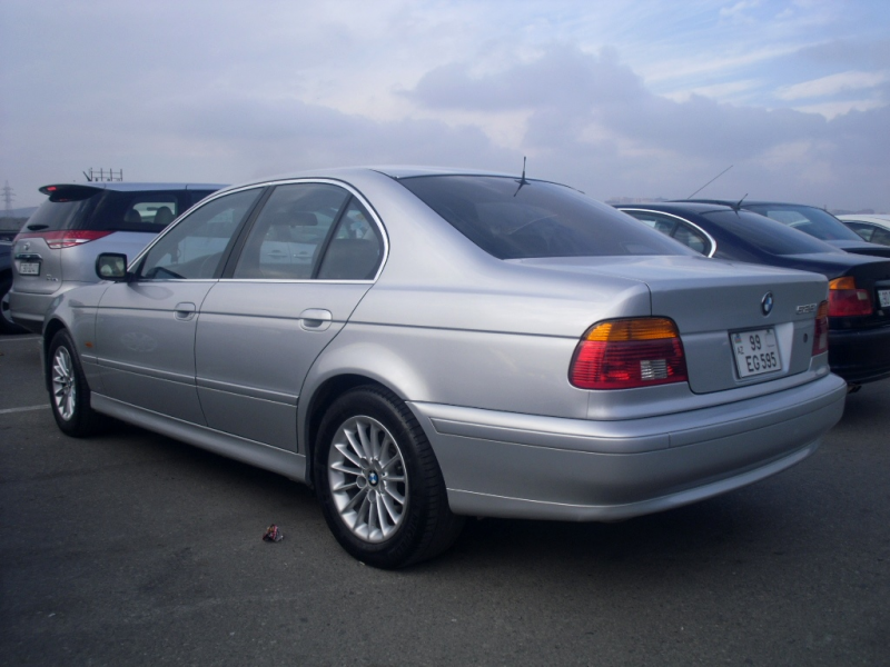 BMW 525 2002 - 12800$ Elan?n kodu: 1519