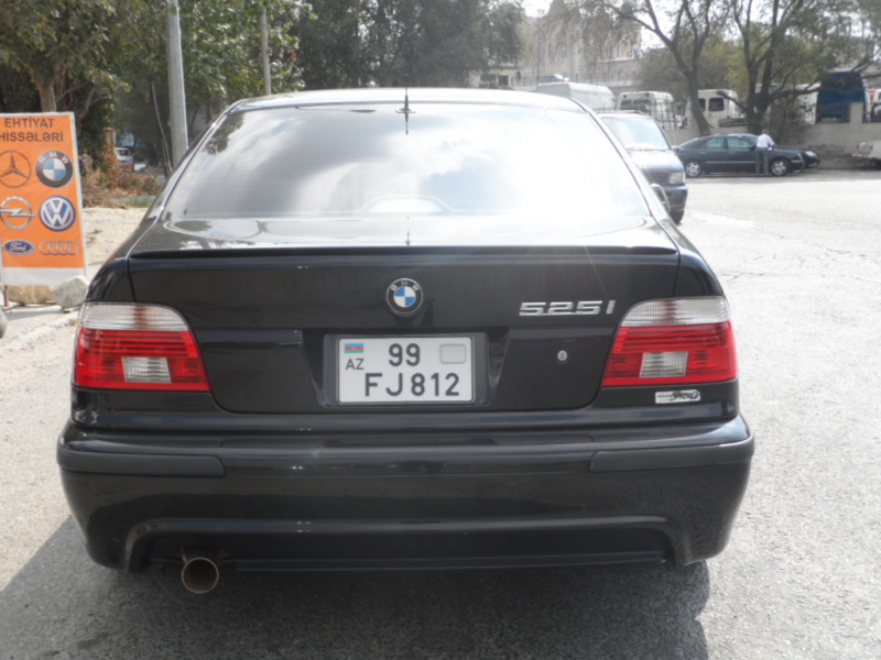 BMW 525 2002 - 17500$ Elan?n kodu: 1058